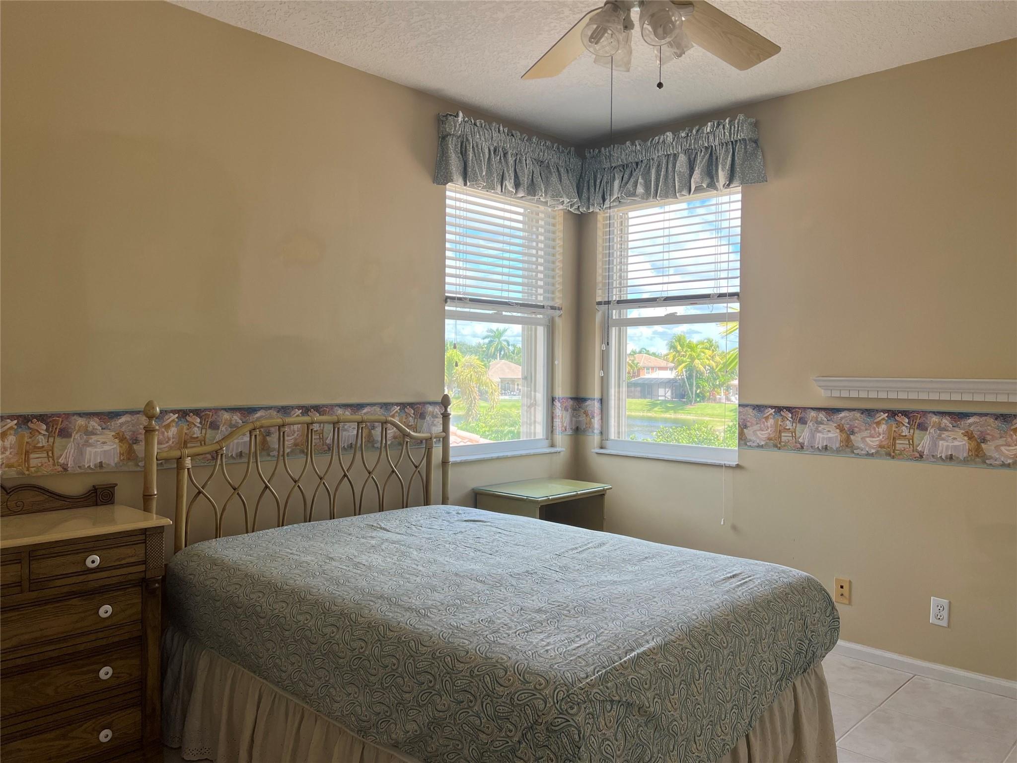 PARKLAND ISLES - Residential