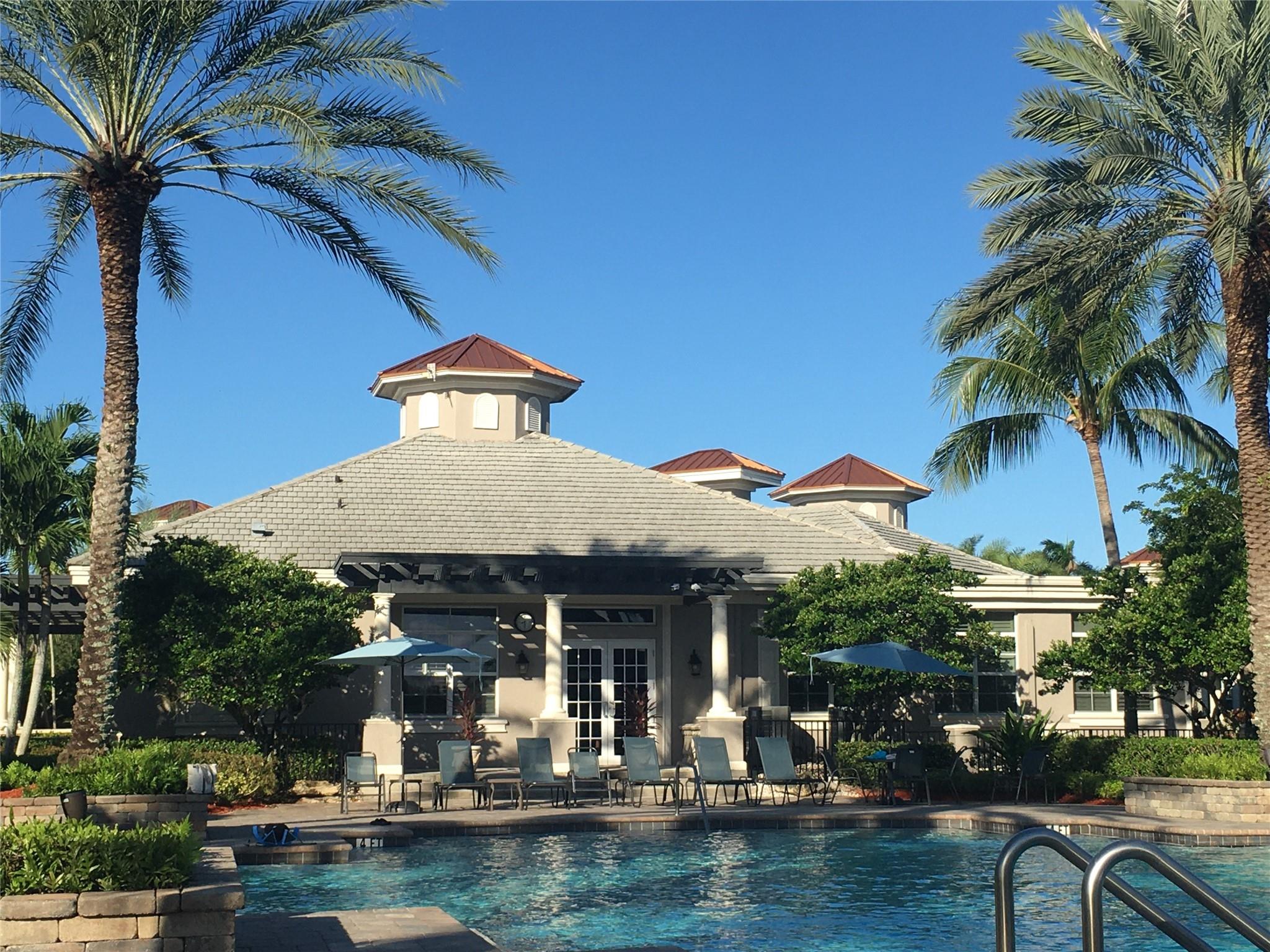 PARKLAND ISLES - Residential