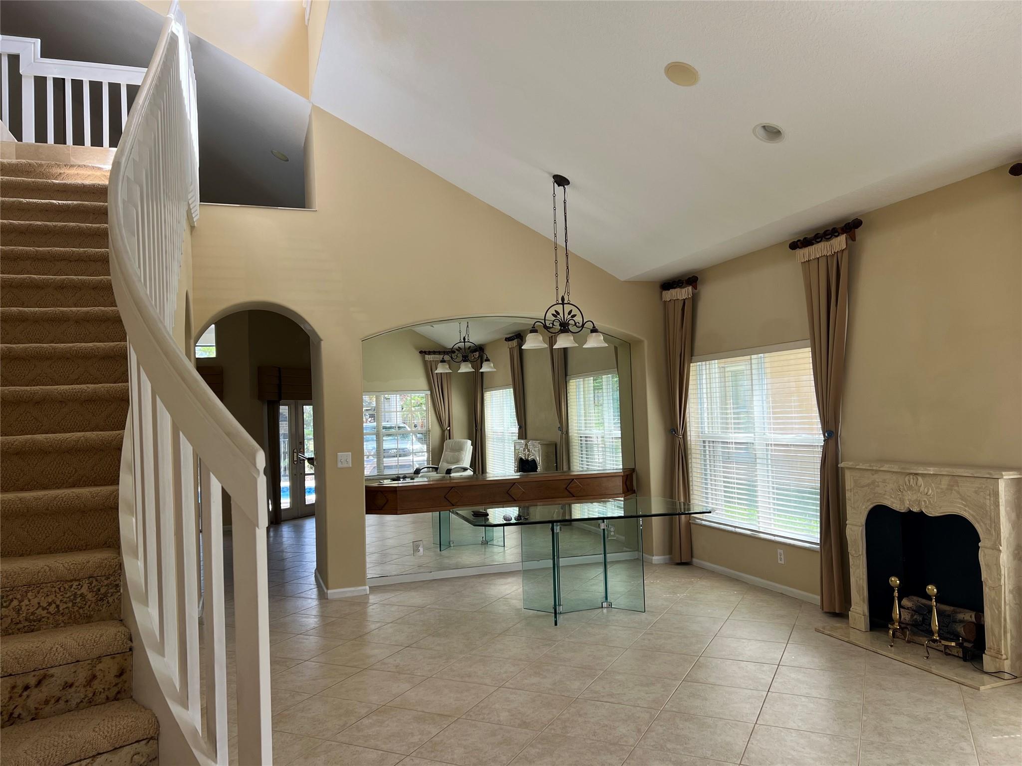 PARKLAND ISLES - Residential