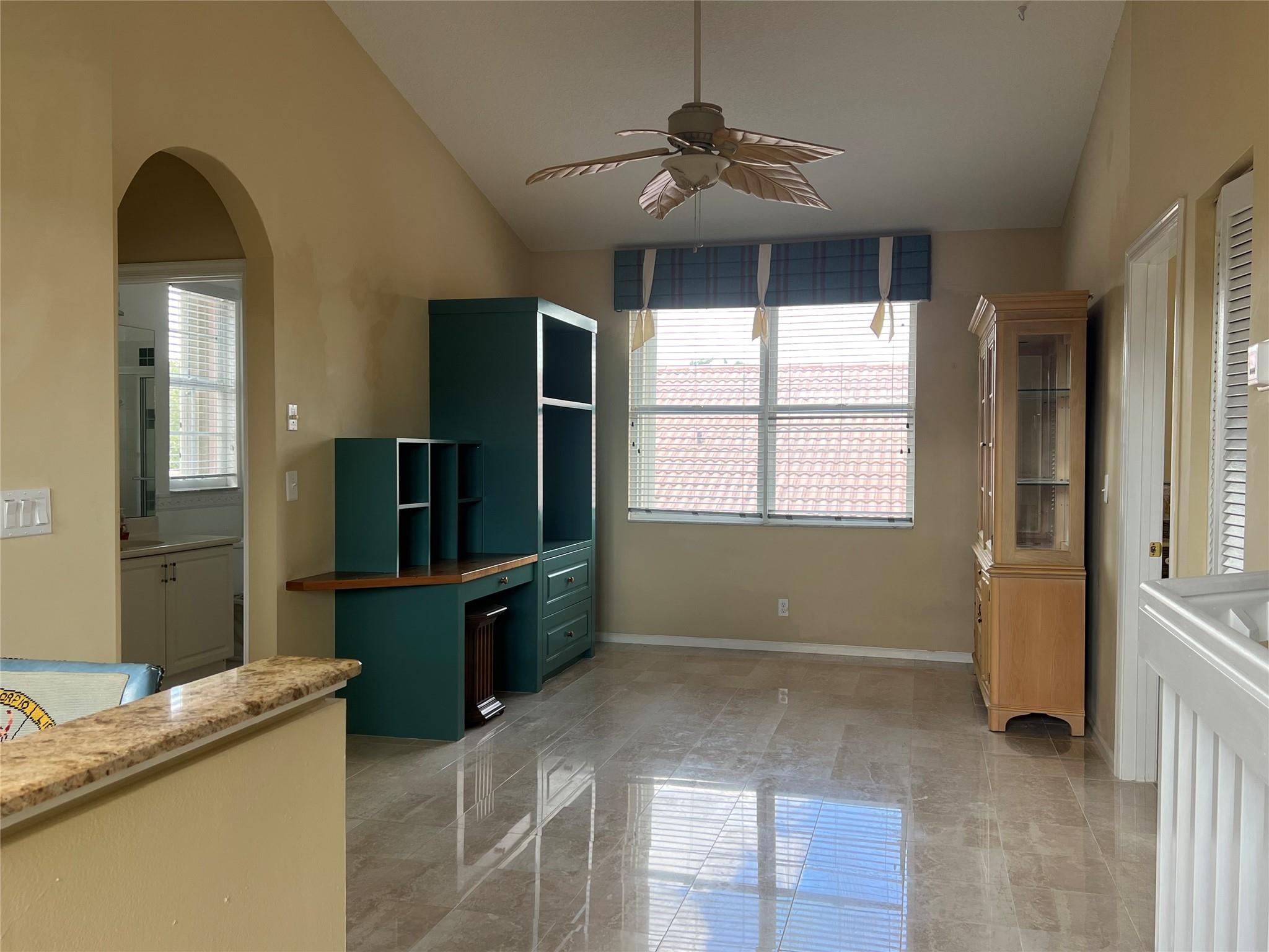 PARKLAND ISLES - Residential