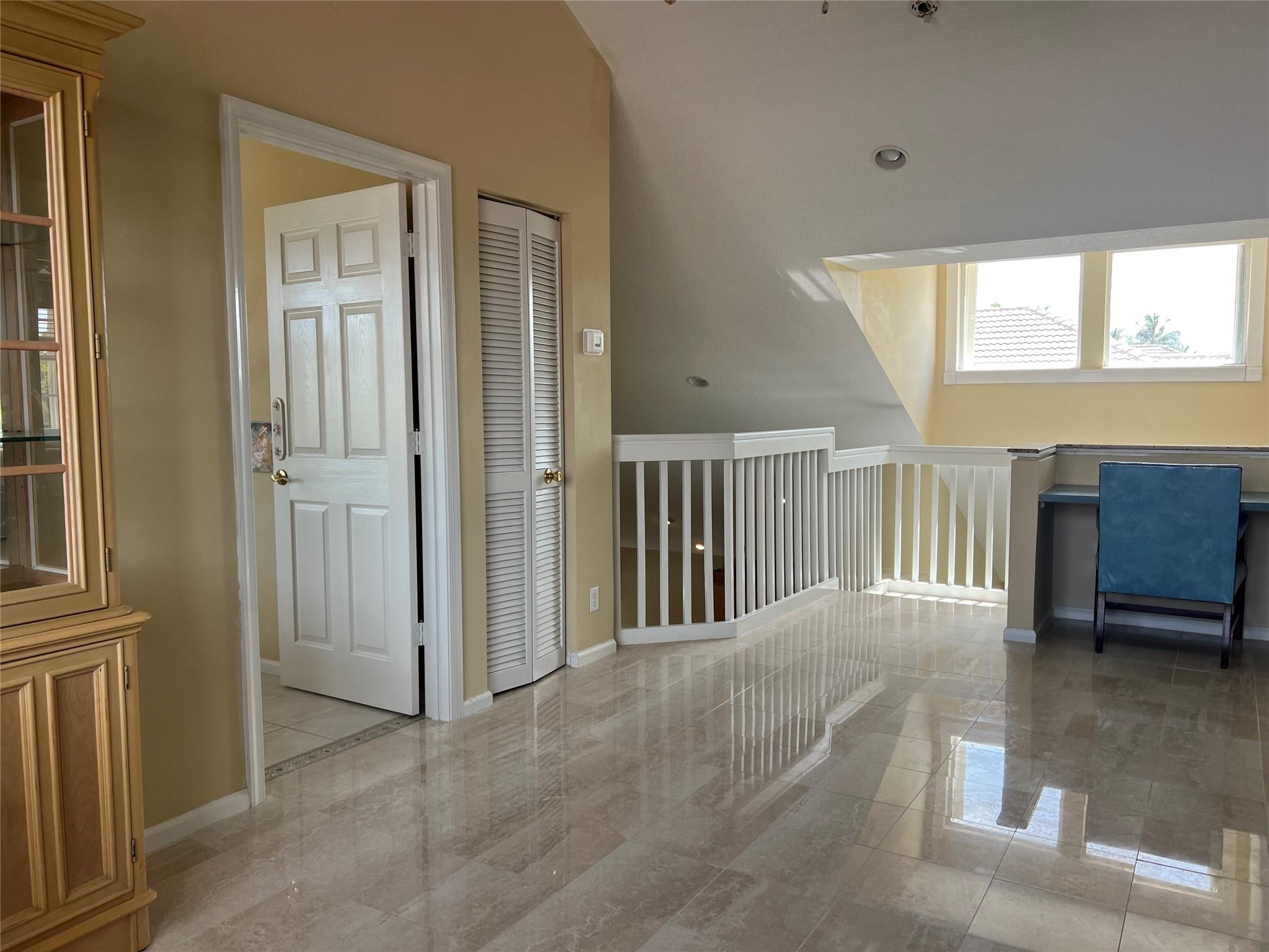 PARKLAND ISLES - Residential