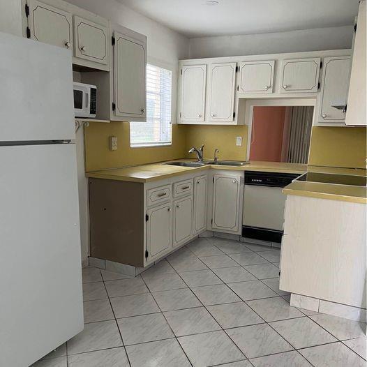 BERMUDA CLUB NINE CONDO - Residential