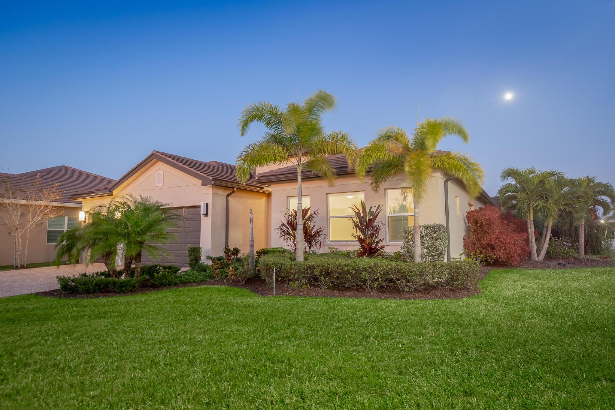 11844 SW Sailfish Isles Way