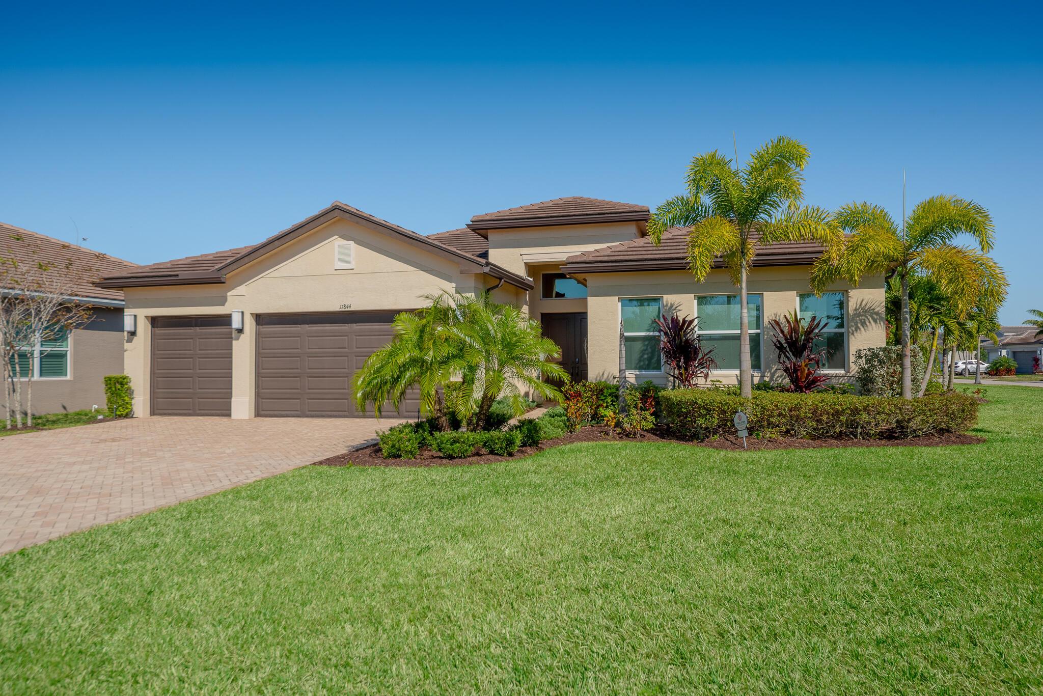 11844 SW Sailfish Isles Way