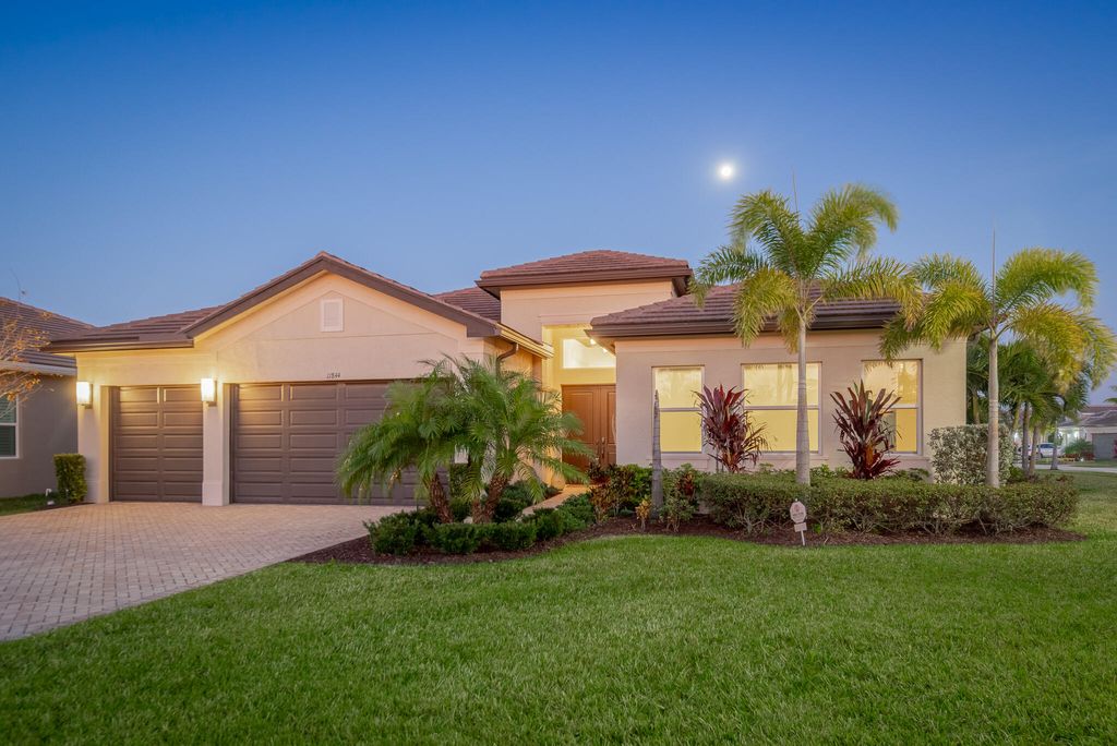 Photo of 11844 SW Sailfish Isles Way, Port Saint Lucie, FL 34987 (MLS # R11072199)