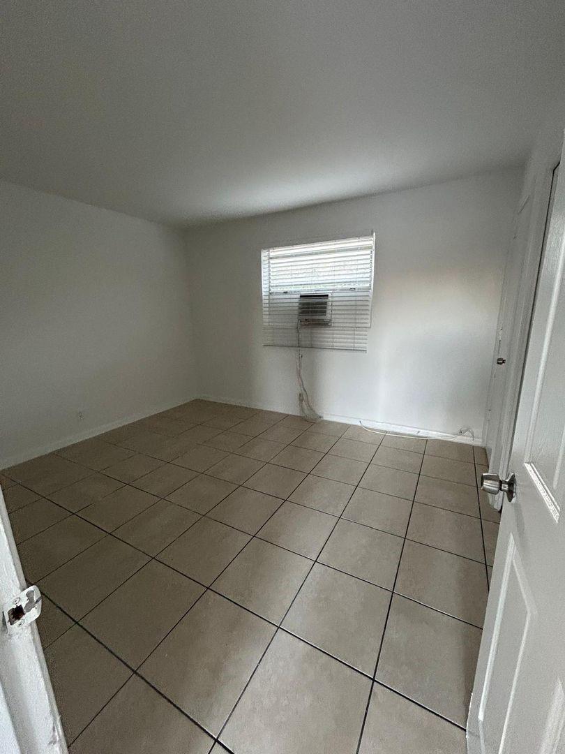 Erie At Lake Worth Condo - Residential Lease