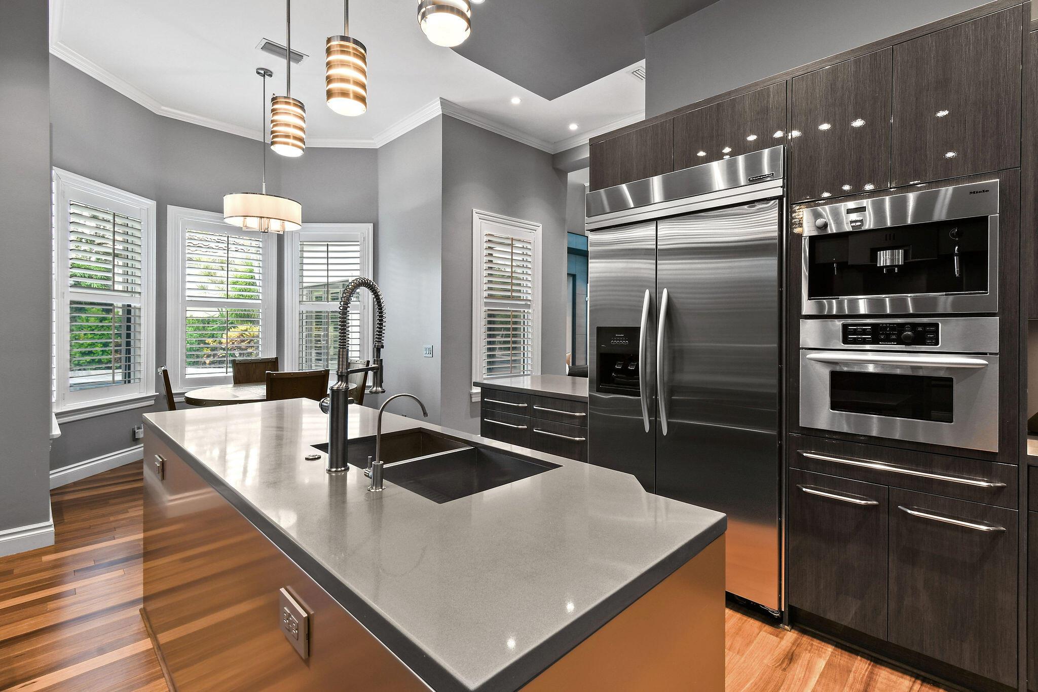 WATERS EDGE EST - Residential