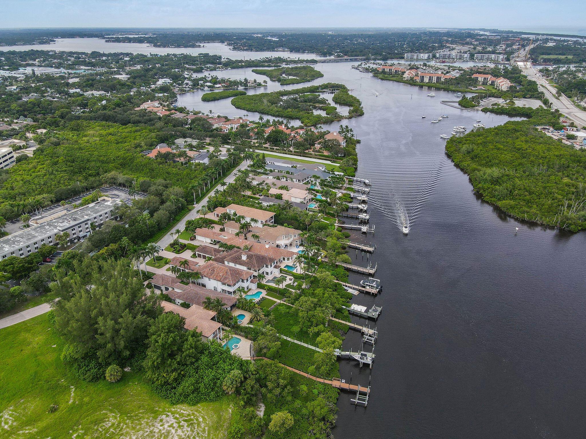 WATERS EDGE EST - Residential