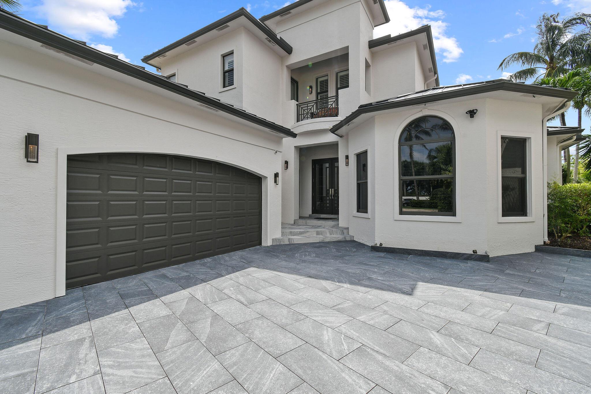 WATERS EDGE EST - Residential