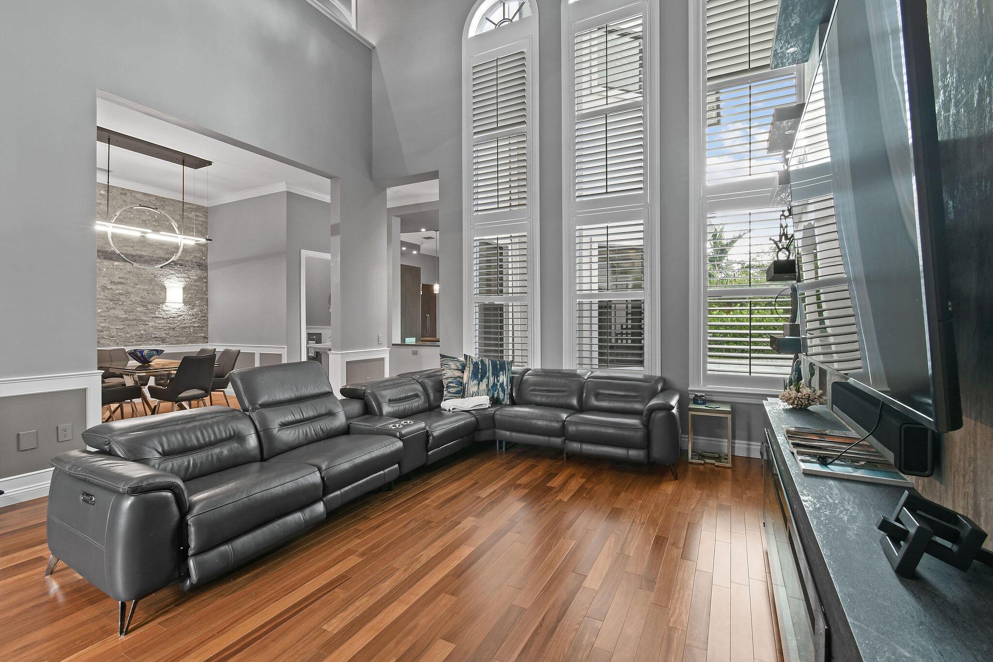 WATERS EDGE EST - Residential