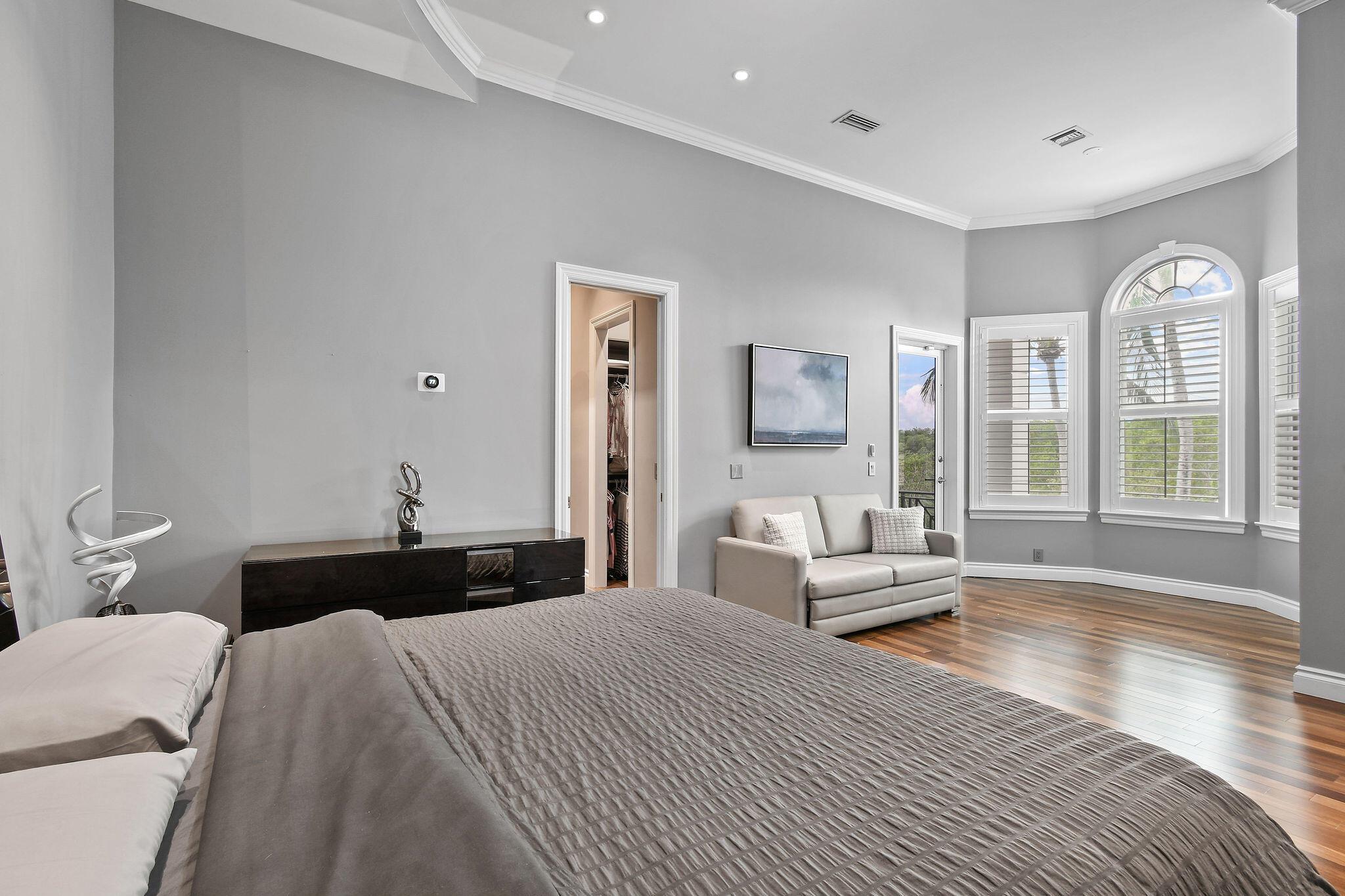 WATERS EDGE EST - Residential