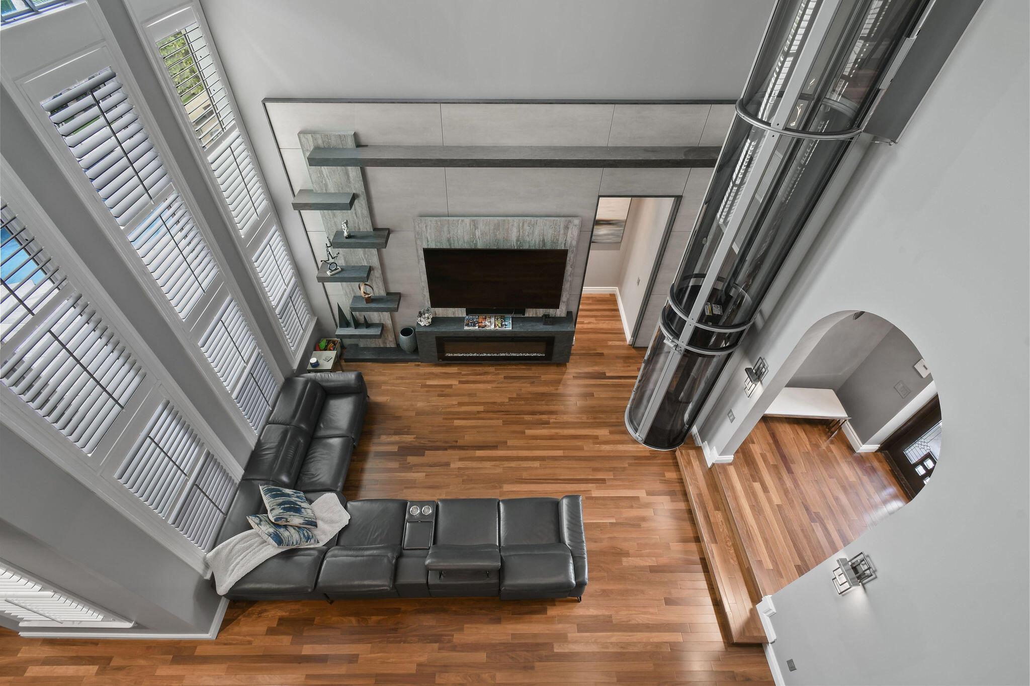 WATERS EDGE EST - Residential