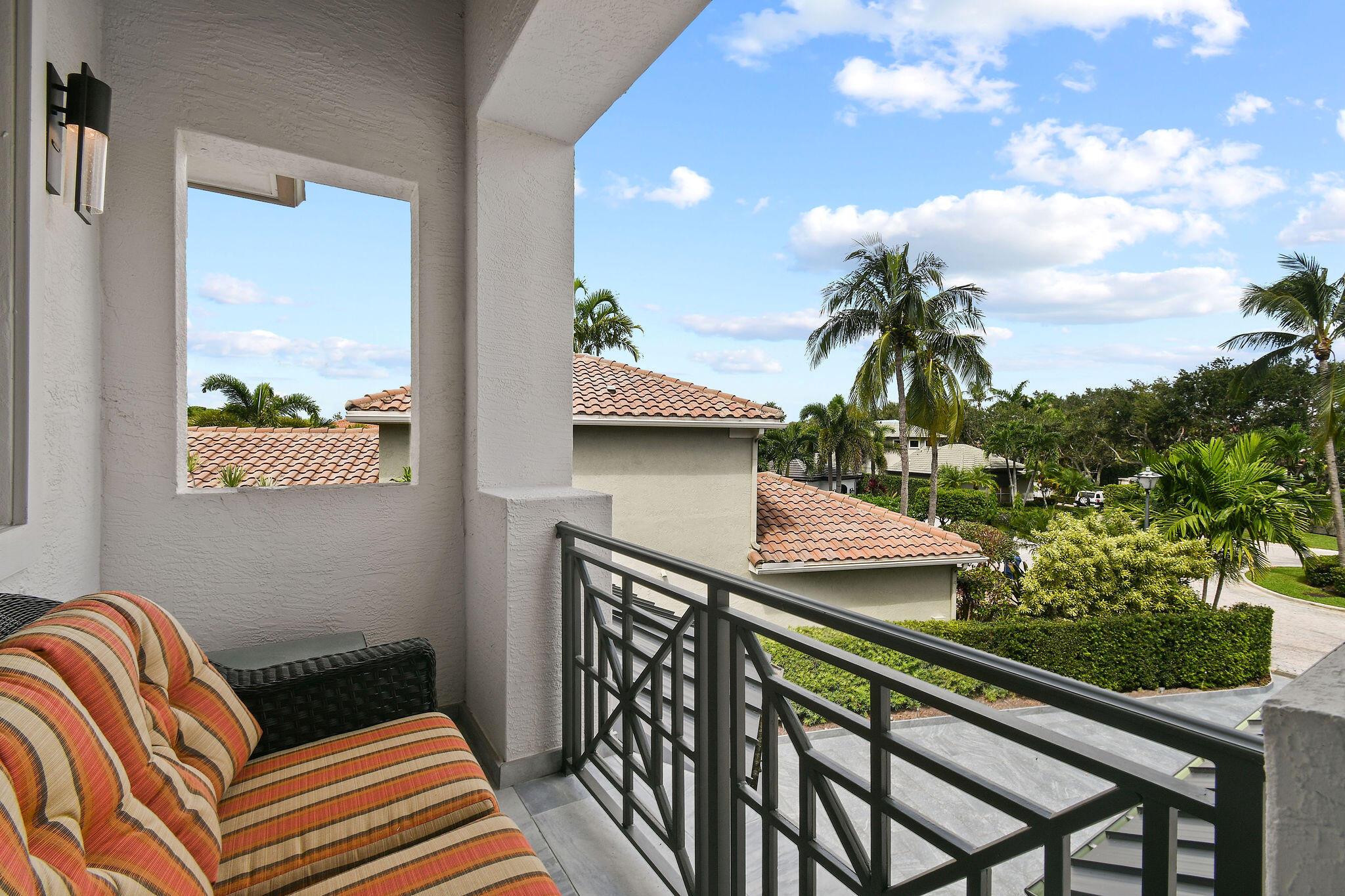 WATERS EDGE EST - Residential