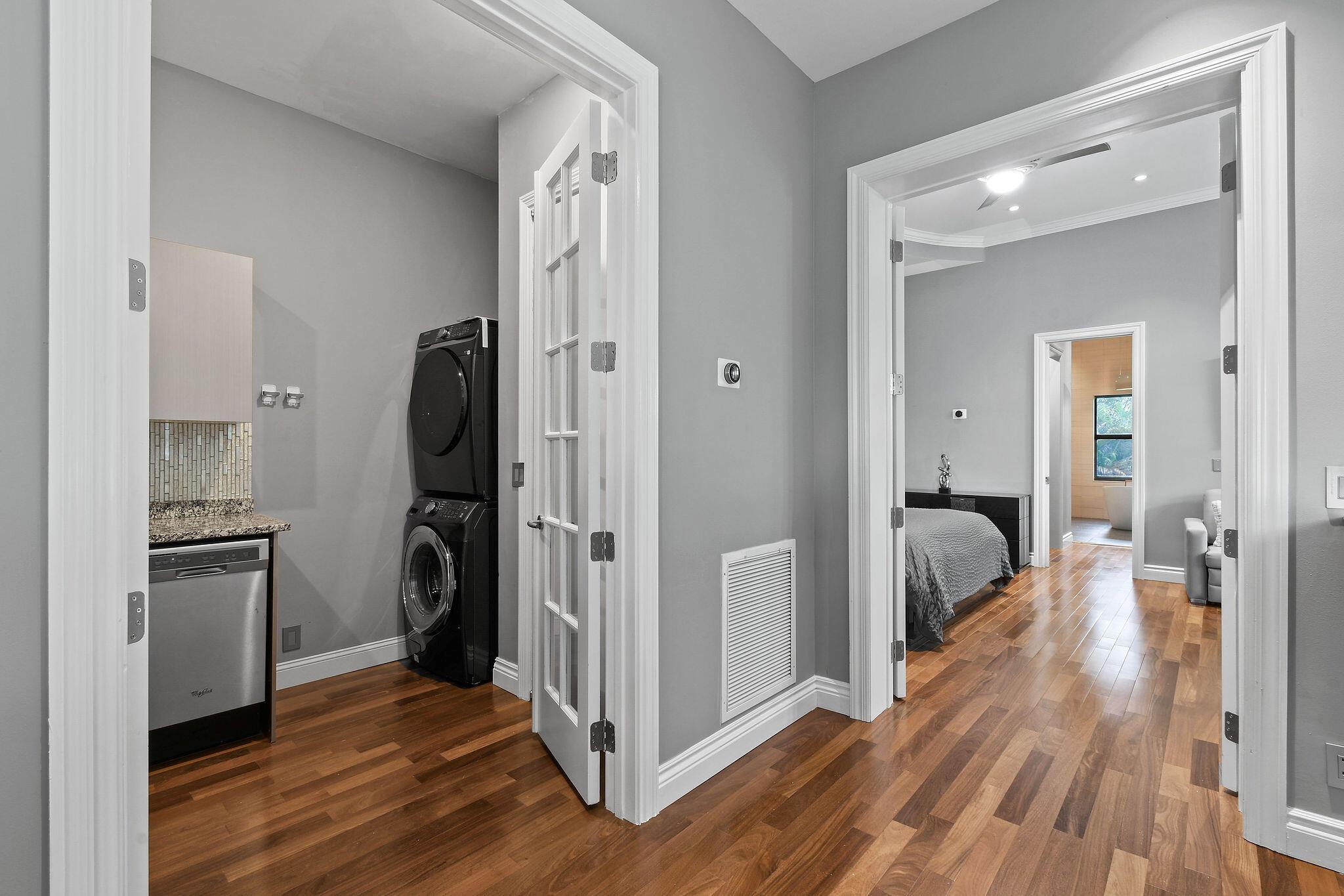 WATERS EDGE EST - Residential