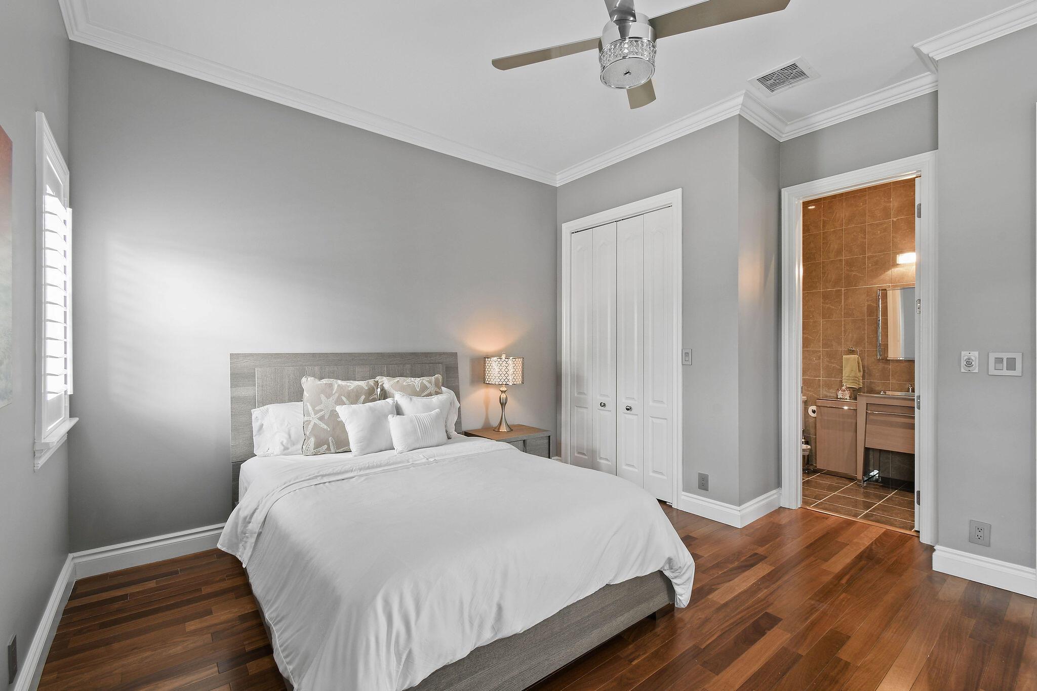 WATERS EDGE EST - Residential