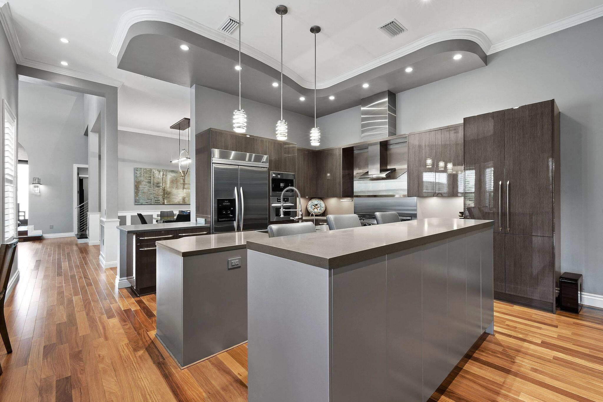 WATERS EDGE EST - Residential