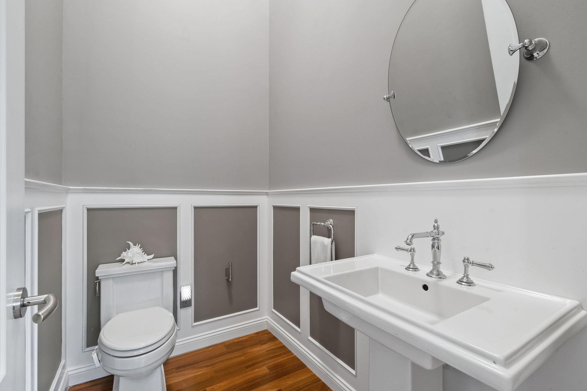 WATERS EDGE EST - Residential