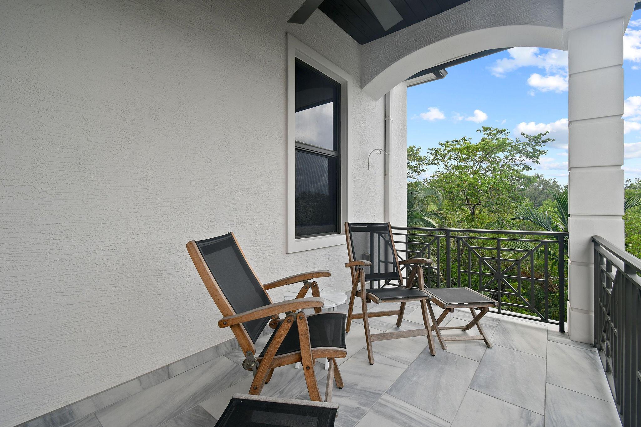 WATERS EDGE EST - Residential