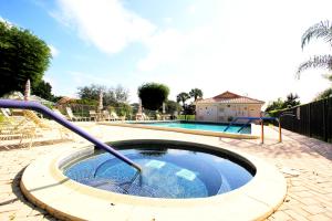 CLOVERFIELD - Residential