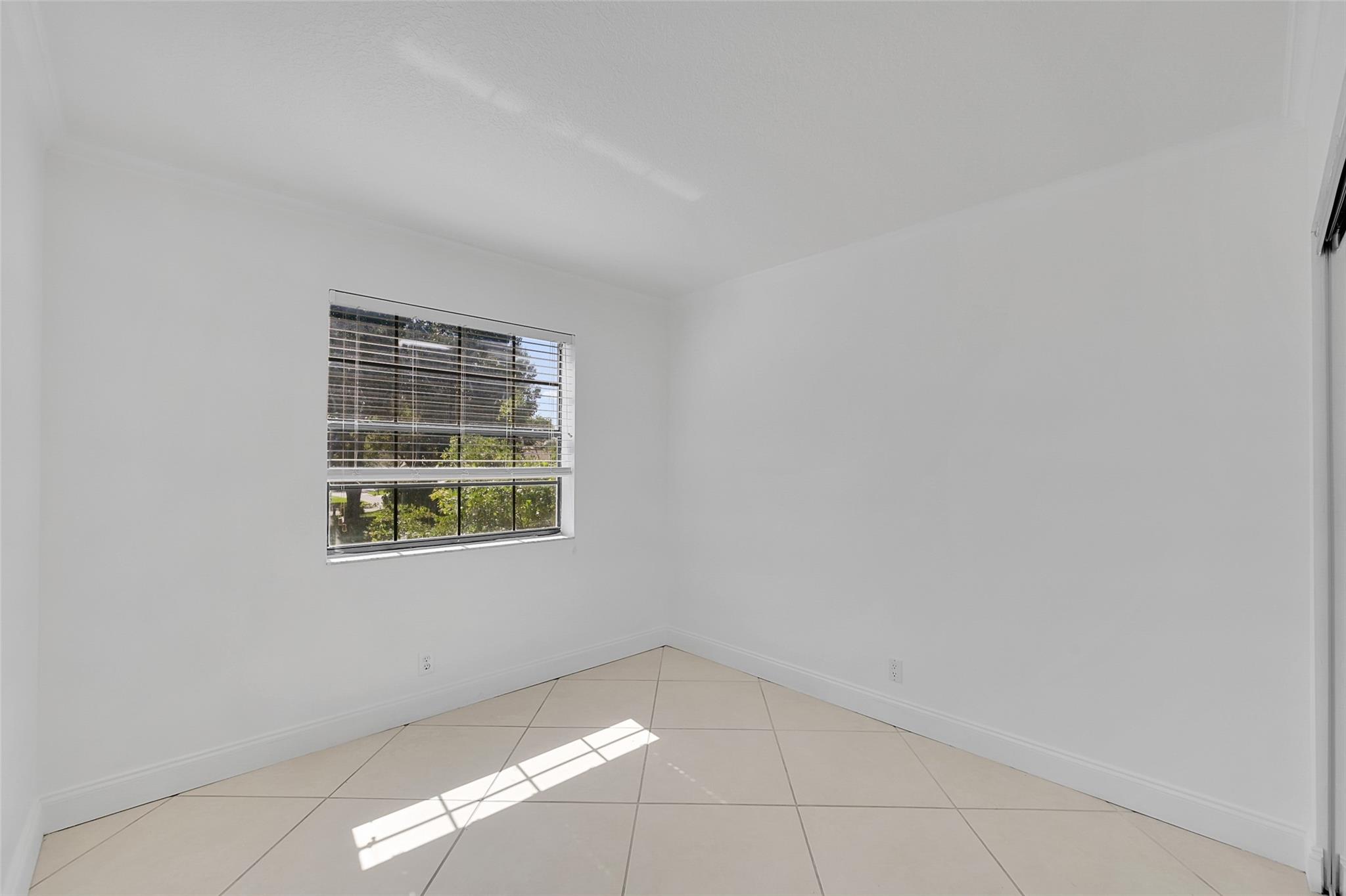 Grenadier Trace I Condo - Residential Lease