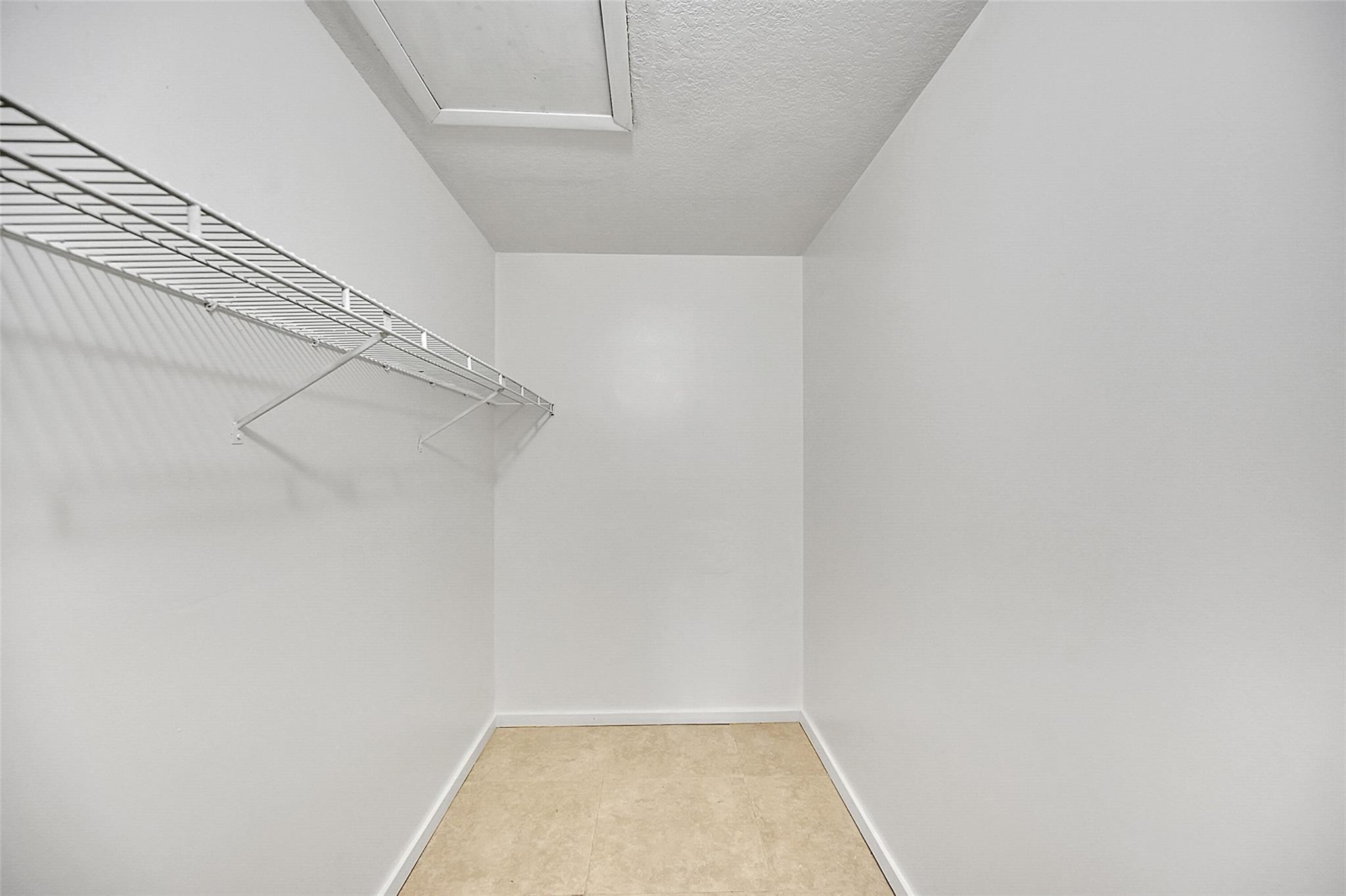 Grenadier Trace I Condo - Residential Lease