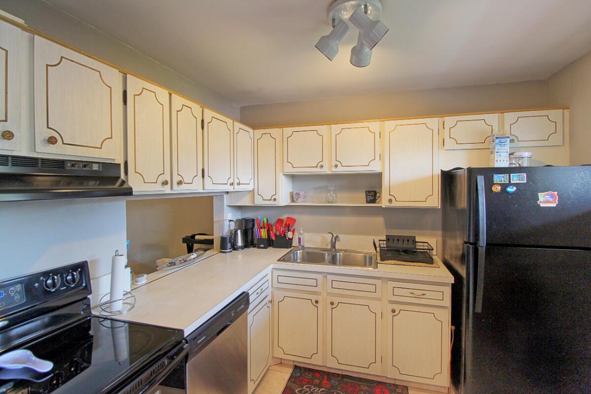 LAKE CLARKE GARDENS CONDO - Residential Lease