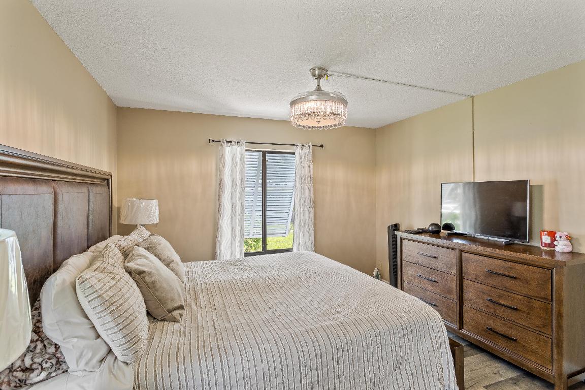 PALM CLUB VILLAGE II CONDO - Residential