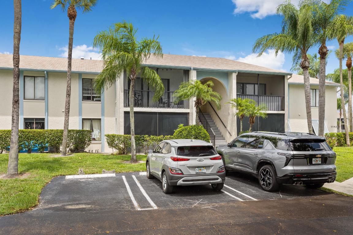 PALM CLUB VILLAGE II CONDO - Residential