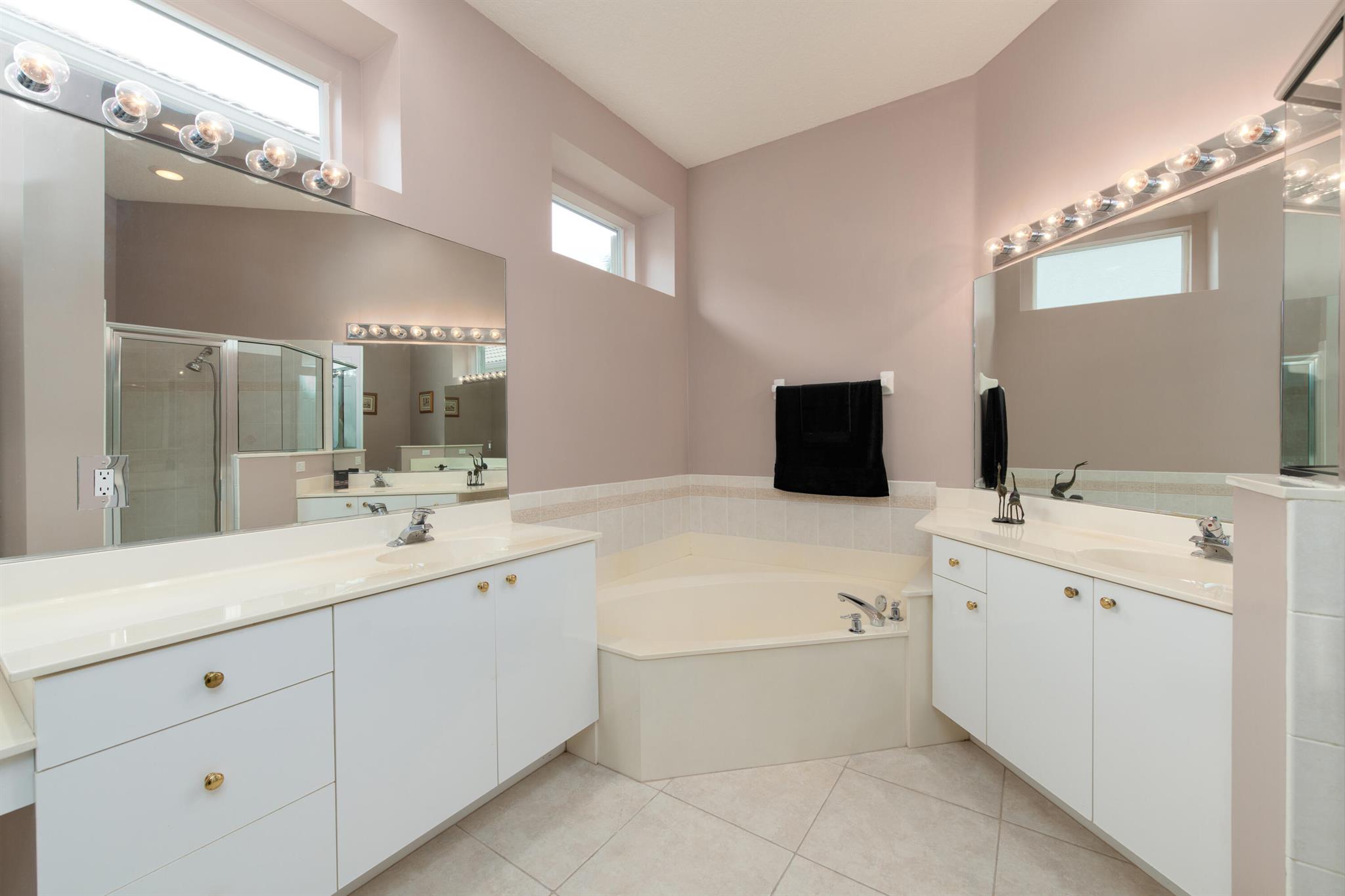 LAKE CHARLES PHASE 2E - Residential Lease