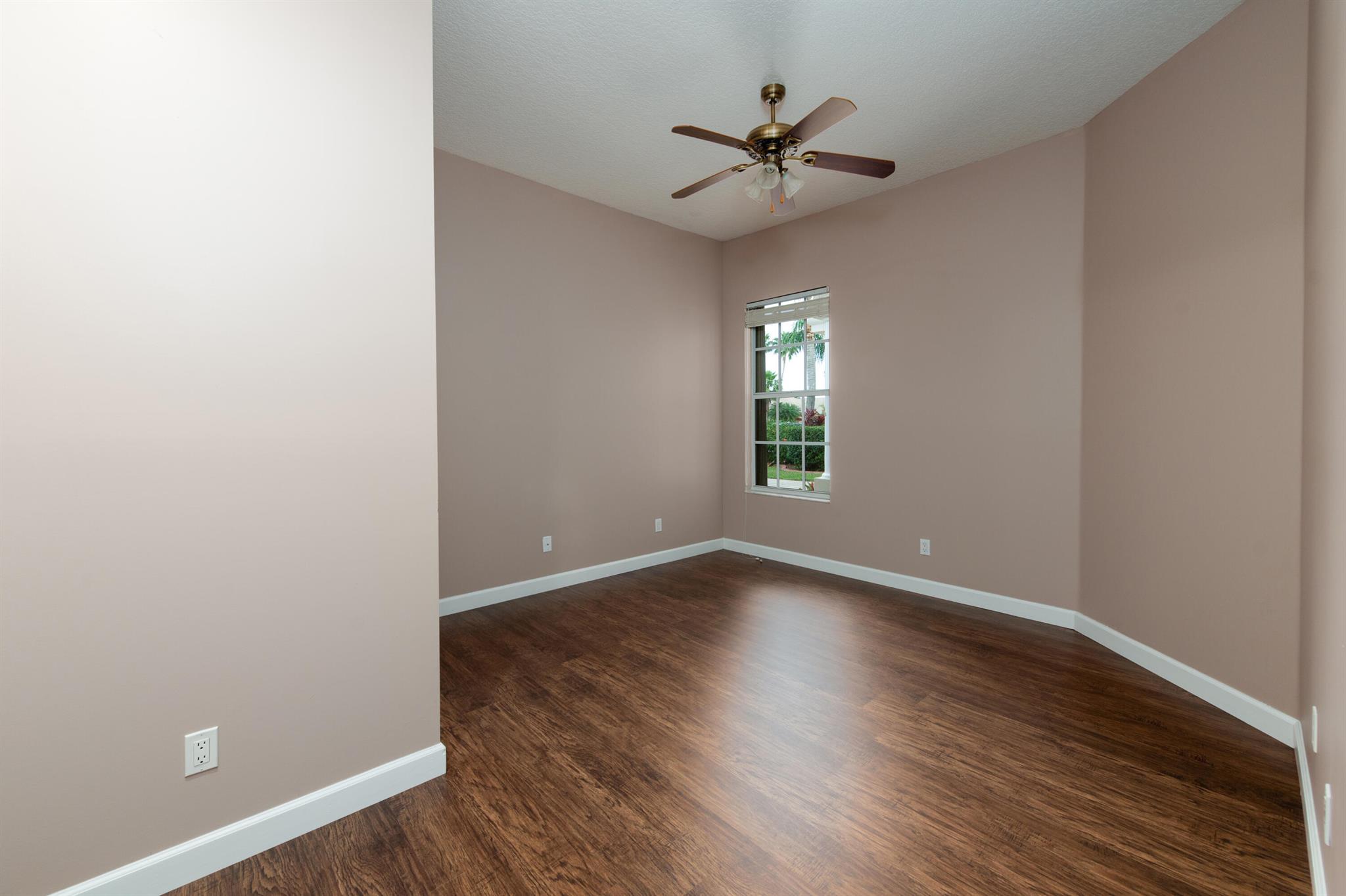 LAKE CHARLES PHASE 2E - Residential Lease