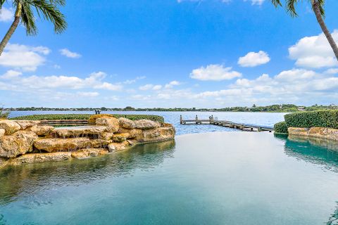 A home in Tequesta