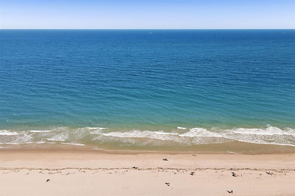 SEA TOWER APTS CO-OP - Residential Lease