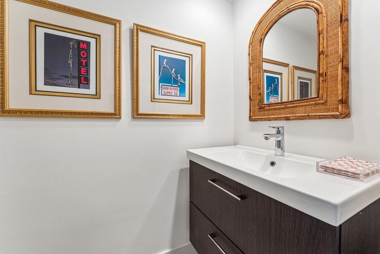 BOCA INLET CONDO - Residential