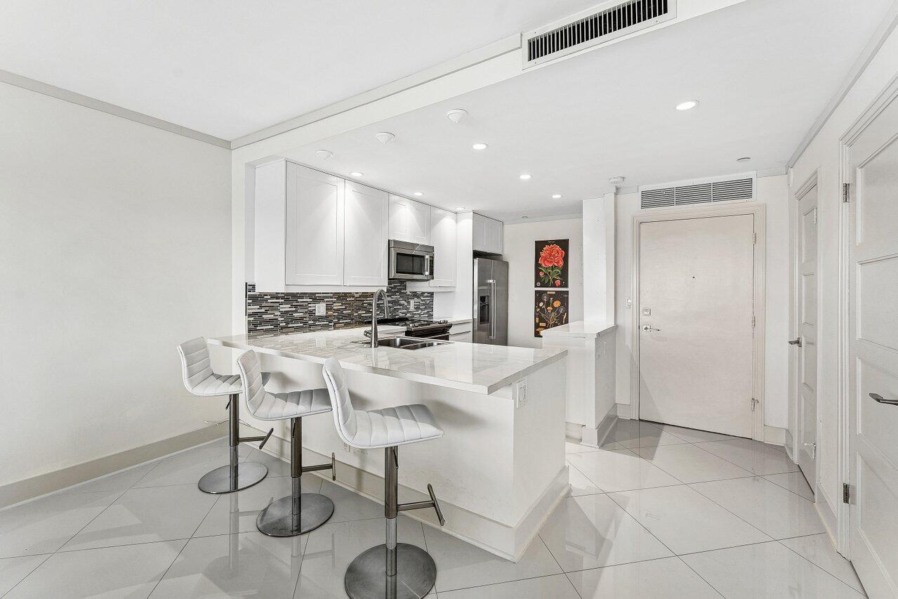 BOCA INLET CONDO - Residential