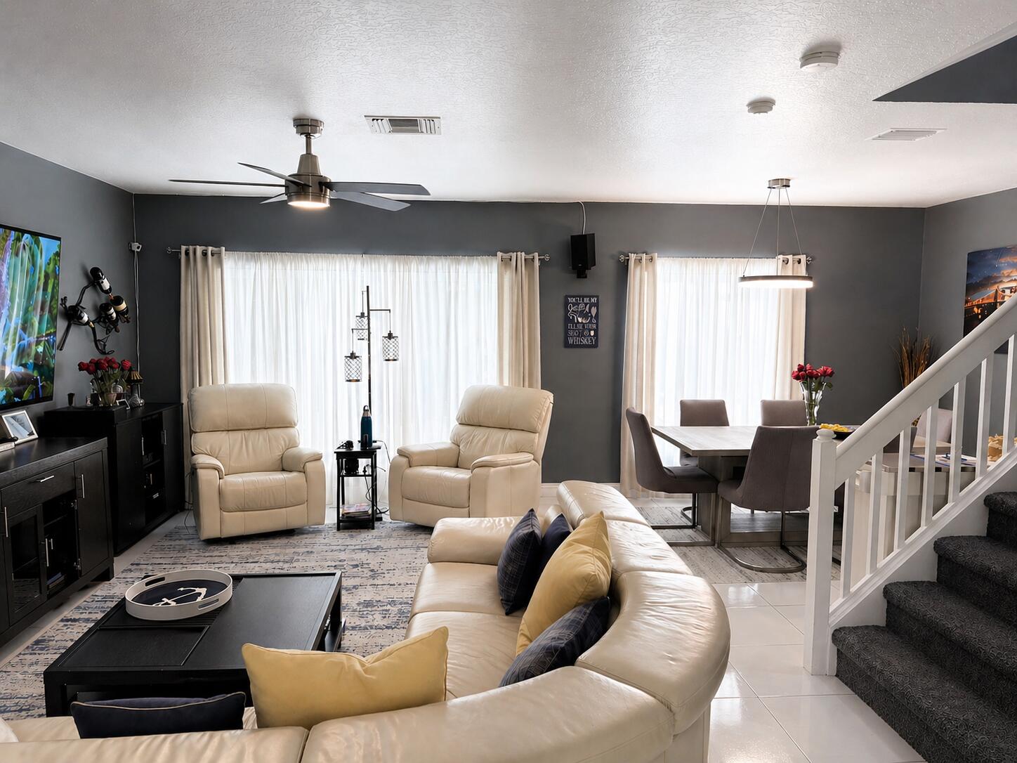 WOODSIDE ESTATES - Residential