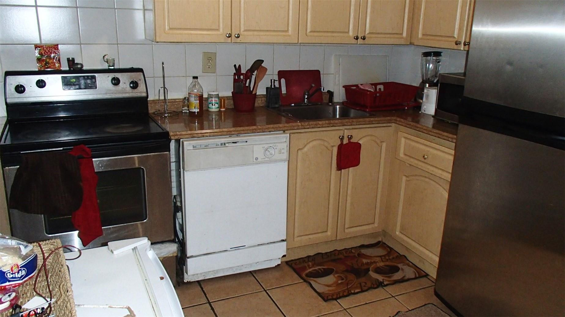 Hollywood Terrace 2 3-13 - Residential Income