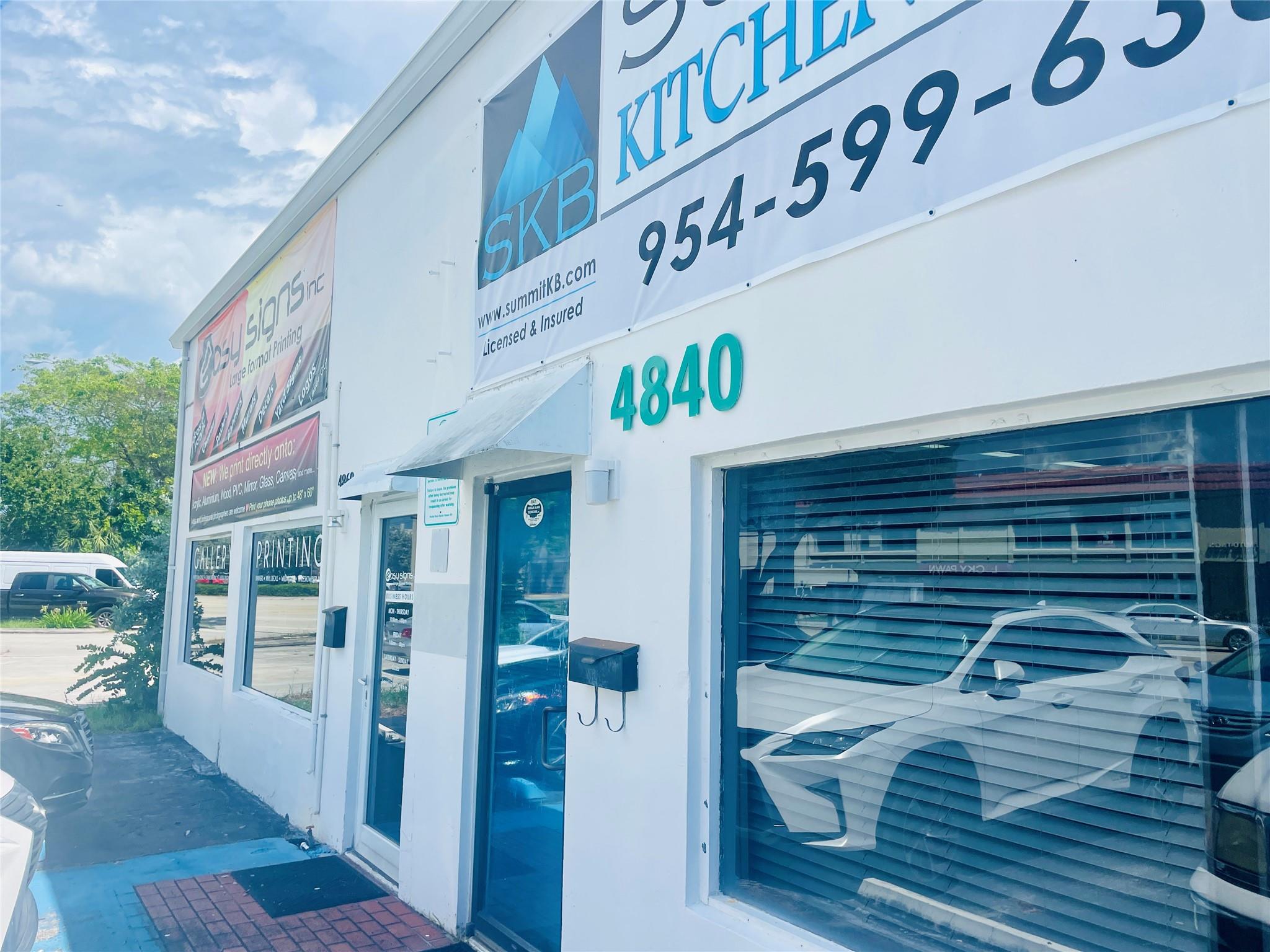 4840 N Dixie Hwy