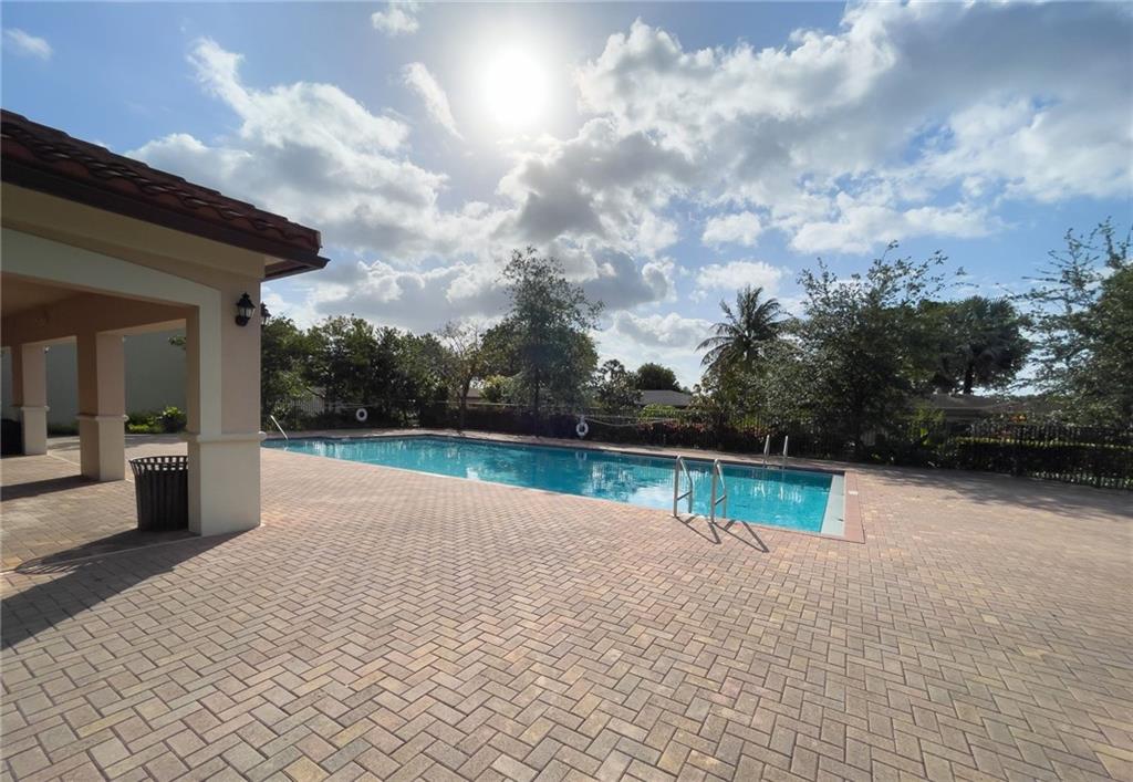 Sabal Palm By Prestige 17 - Residential