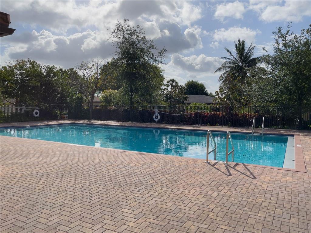 Sabal Palm By Prestige 17 - Residential