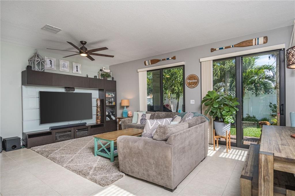 Sabal Palm By Prestige 17 - Residential