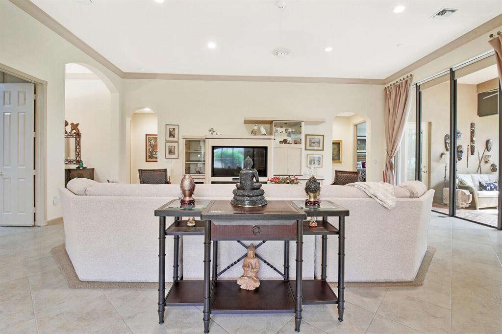 TIVOLI RESERVE - Residential