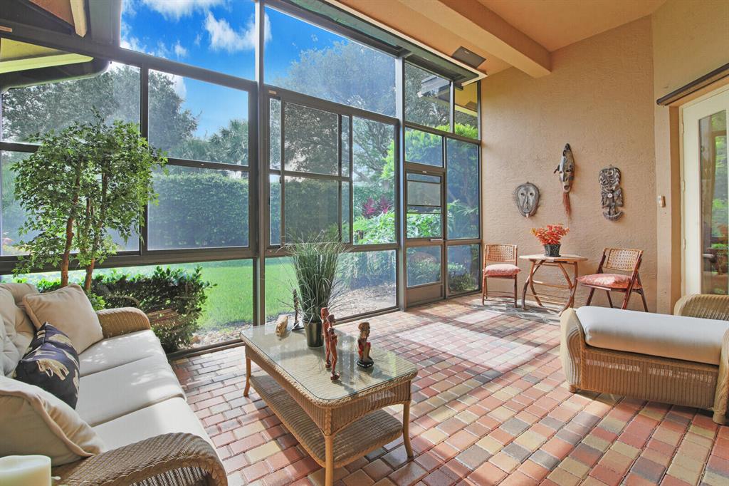 TIVOLI RESERVE - Residential