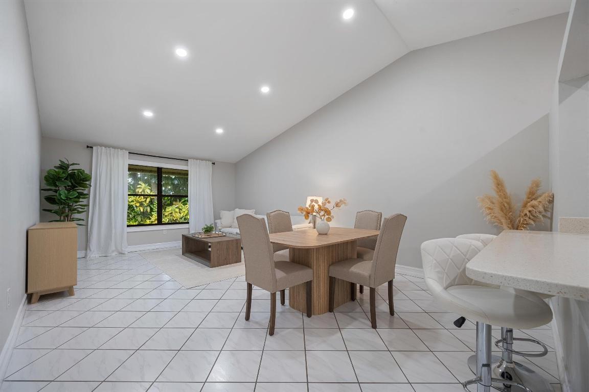 SHEFFIELD WOODS AT WELLINGTON CONDO - Residential