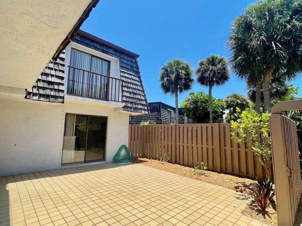 Photo of 746 NW 10th Terrace #746, Stuart, FL 34994 (MLS # R10993666)