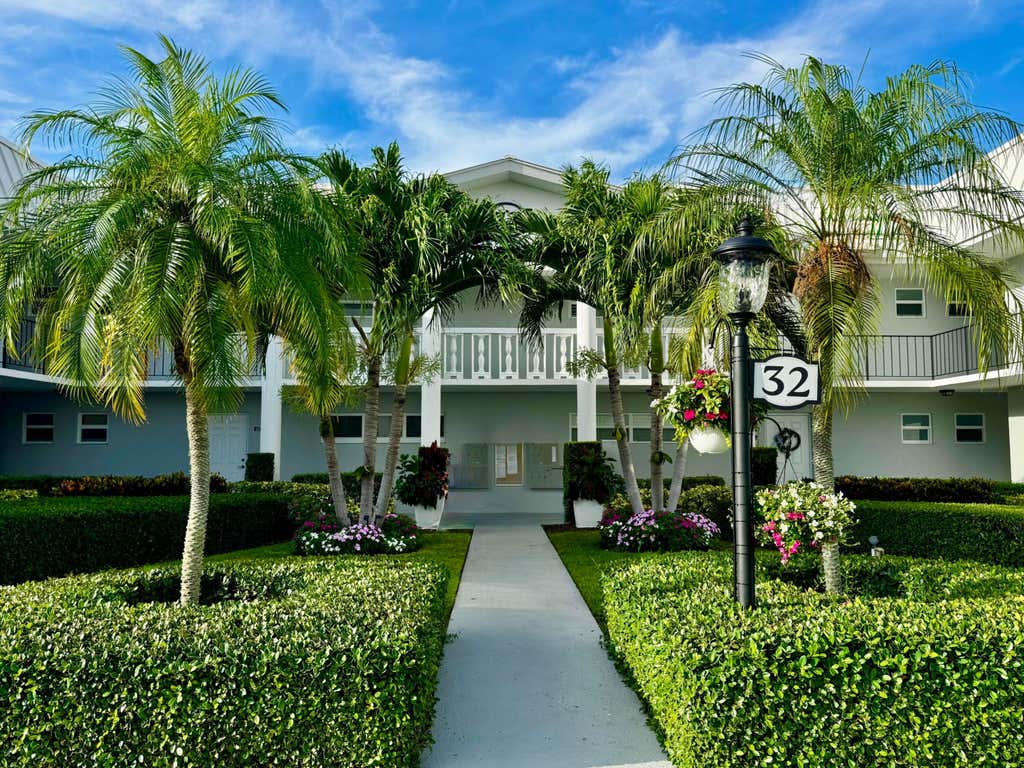 Photo of 32 Colonial Club Drive #203, Boynton Beach, FL 33435 (MLS # R11157764)