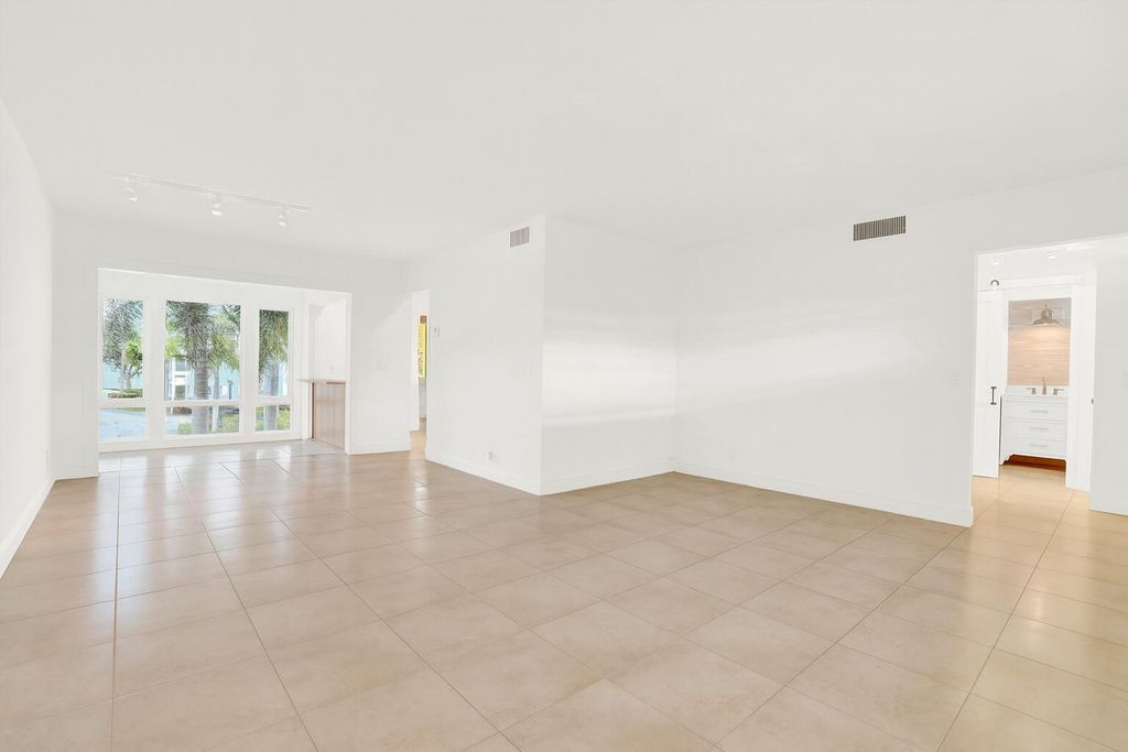 Photo of 32 Colonial Club Drive #203, Boynton Beach, FL 33435 (MLS # R11157764)