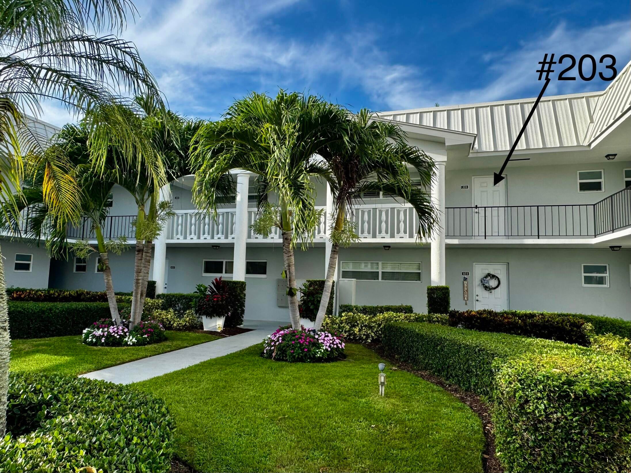Properties | Stephanie Kaufman 32 Colonial Club Drive 203