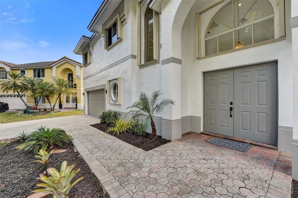 Photo of 11208 Rhapsody Road, Hollywood, FL 33026 (MLS # F10552012)