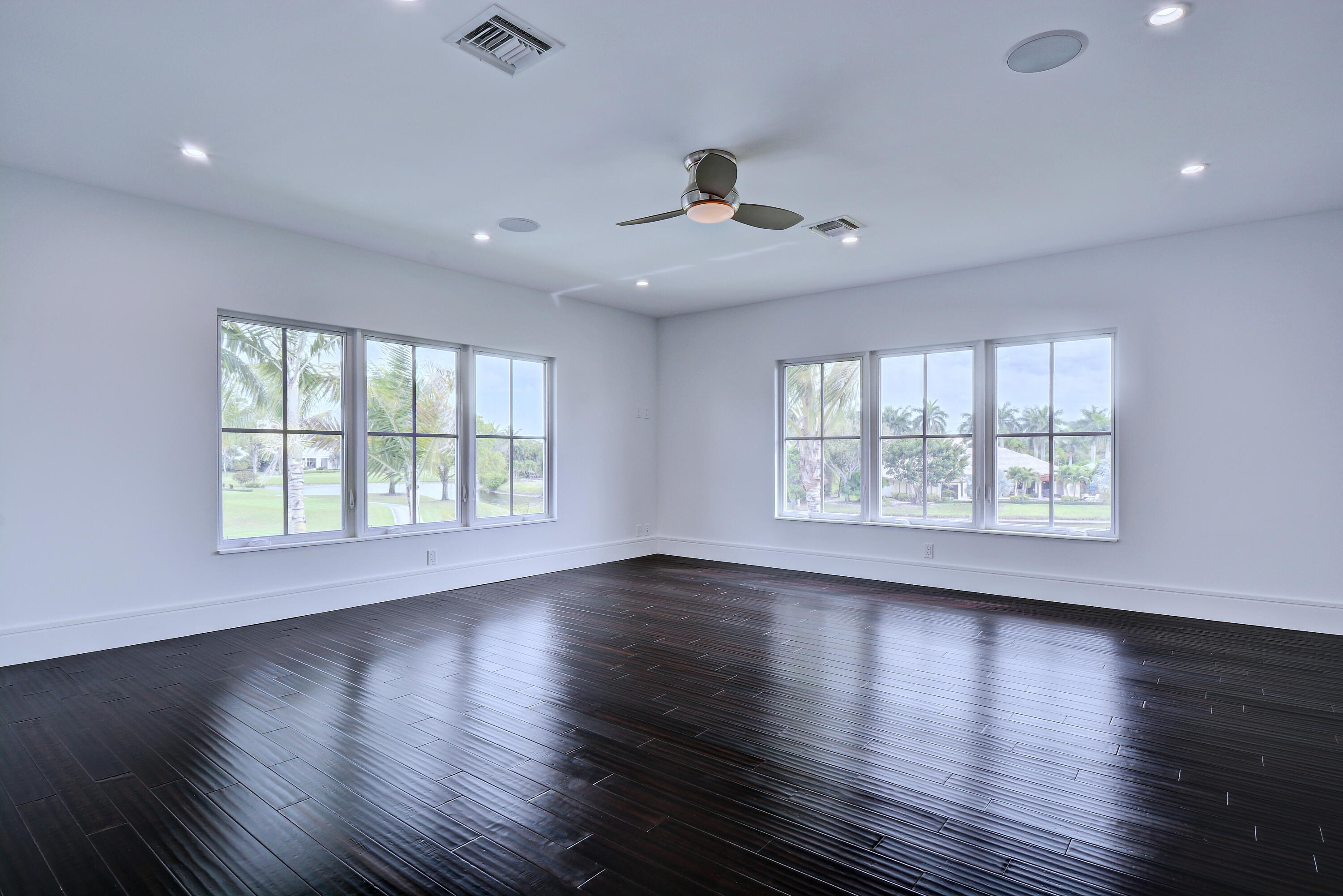 ST ANDREWS COUNTRY CLUB - Residential