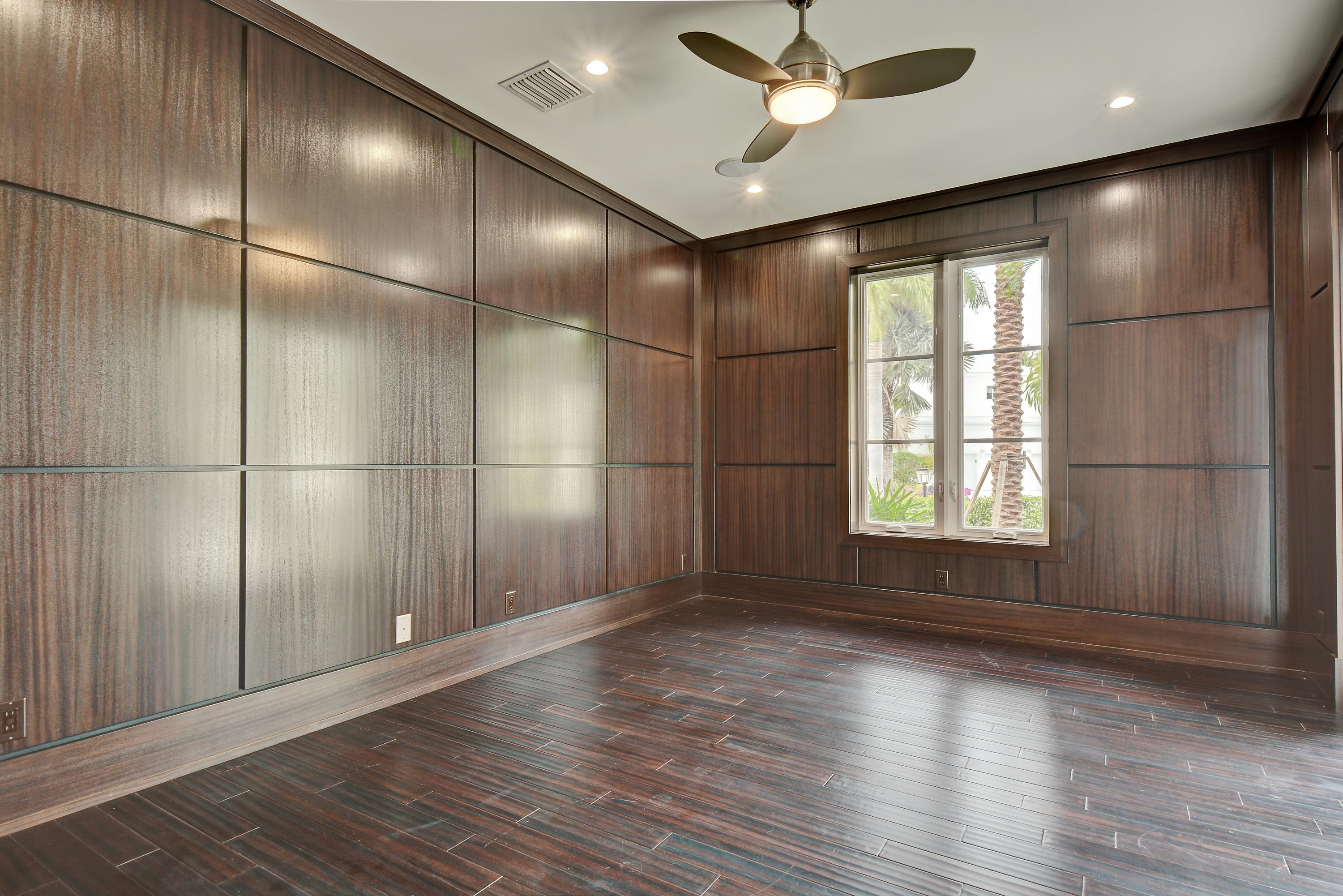 ST ANDREWS COUNTRY CLUB - Residential